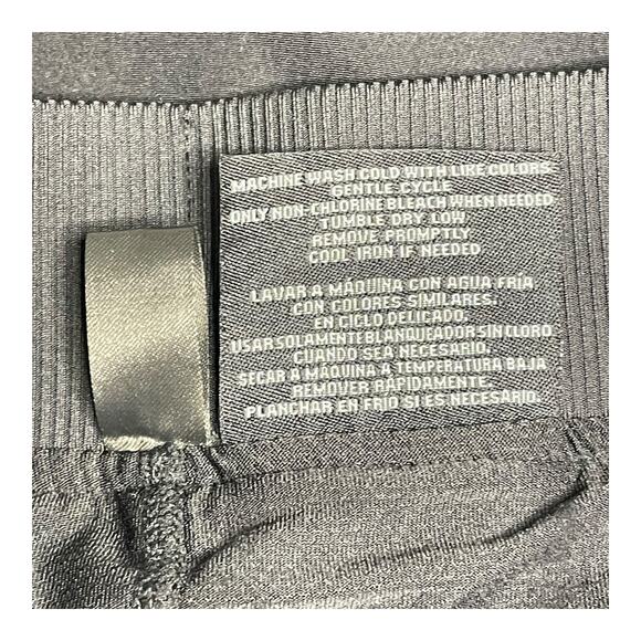 32 Degrees Cool Skort M Black Activewear Skirt w/ Inner Shorts - Picture 4 of 8